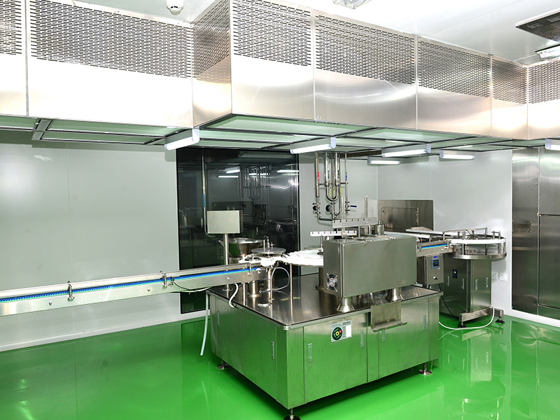 非最终灭菌大幼容量注射剂车间：灌装机 
